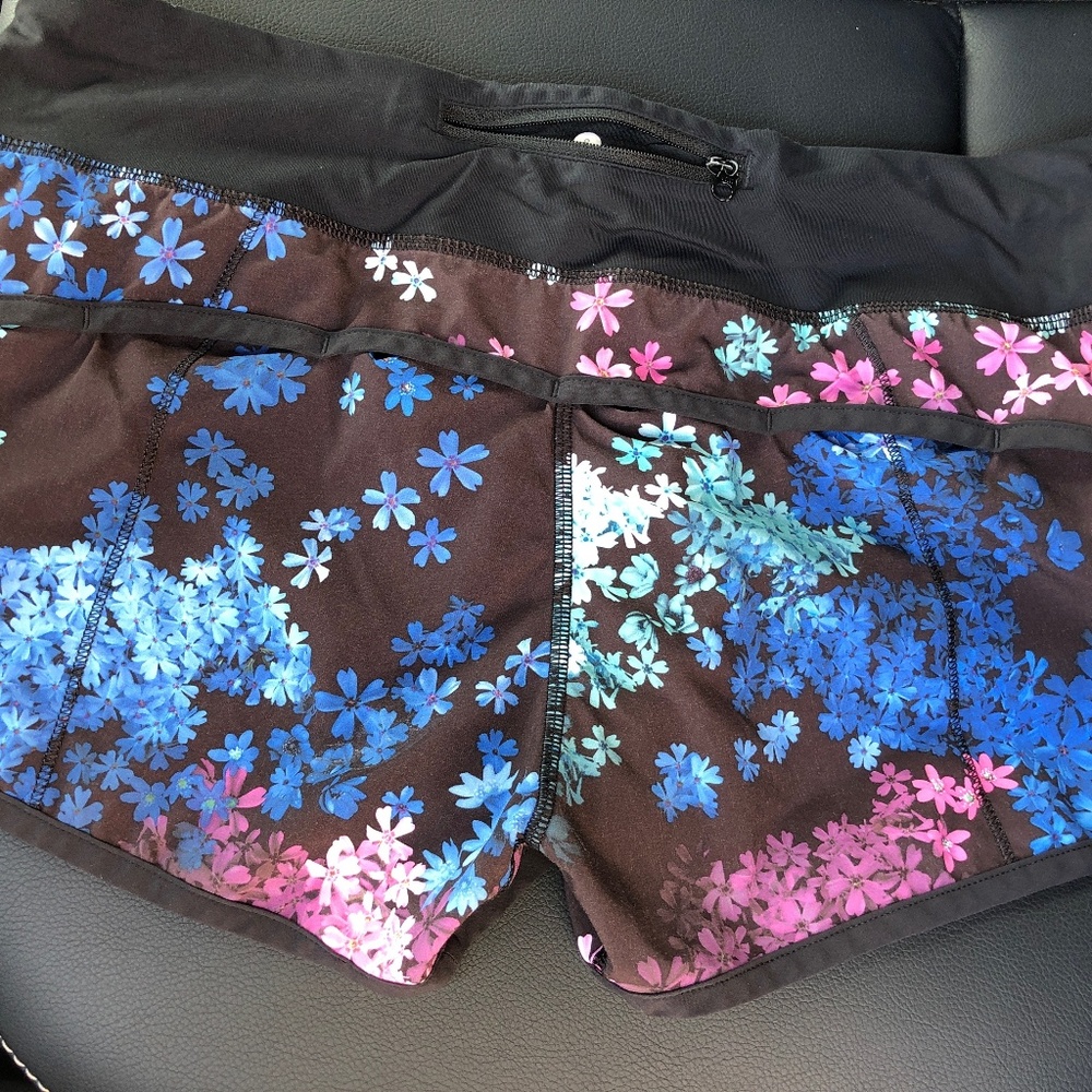 LULULEMON RARE PETAL POP SPEED SHORTS FLORAL SZ 8